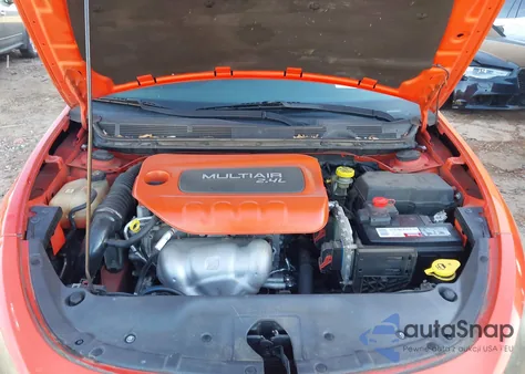 2016 Dodge Dart Sxt z USA, uszkodzony, nr VIN 1C3CDFBB0GD728475